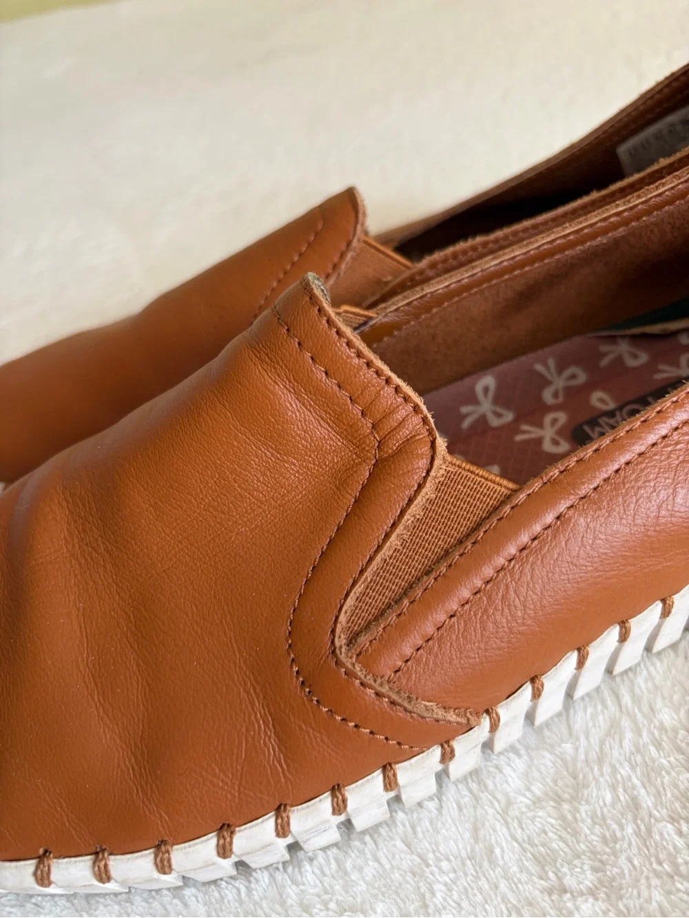 Memory Foam Slip-On Women’s Loafers - Brown Leather‎ Upper Sz 9.5